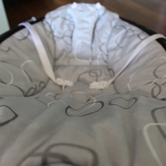 4Moms Mamaroo - Picture 3 of 8